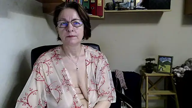Snapshot of katemodel chatting on 06/28/26, 04:30 katemodel online show from 06/28/26, 04:30