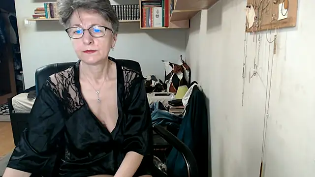 katemodel online show from 11/08/25, 07:12