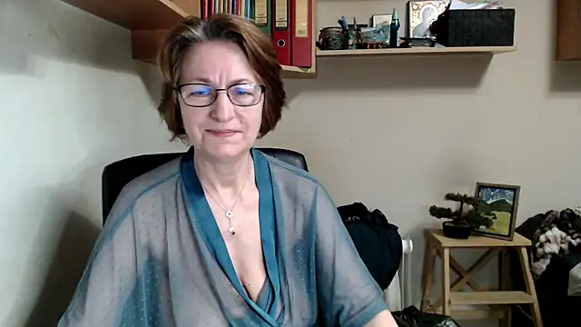 Snapshot of katemodel chatting on 06/11/26, 05:26 katemodel online show from 06/11/26, 05:26
