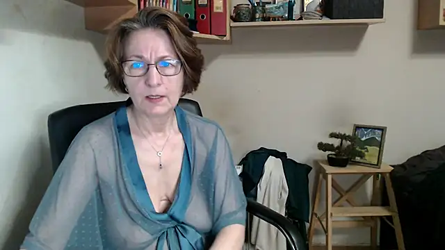 katemodel online show from 06/04/26, 06:07