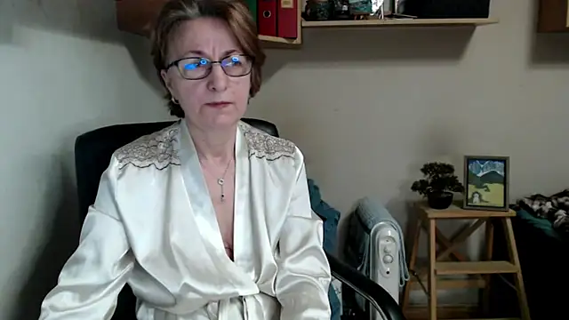 katemodel online show from 04/03/26, 07:26