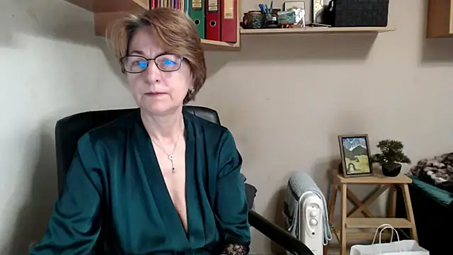 katemodel online show from 03/20/26, 06:47