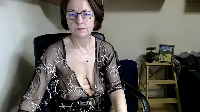 Snapshot of katemodel chatting on 06/30/26, 08:36 katemodel online show from 06/30/26, 08:36