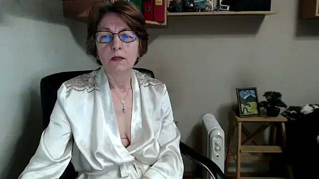 katemodel online show from 03/13/26, 08:30