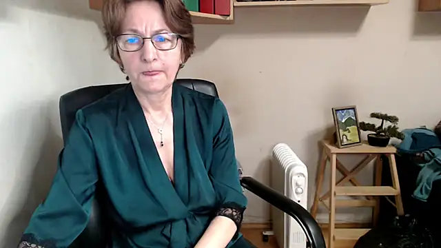 katemodel online show from 02/21/26, 08:05