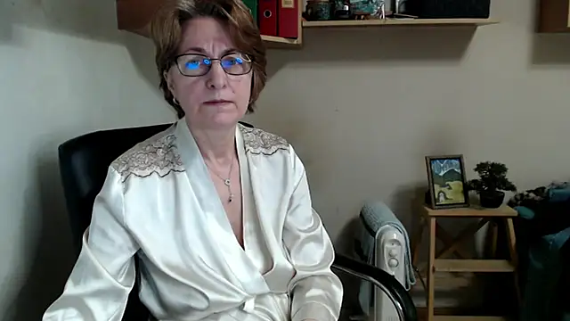 katemodel online show from 03/24/26, 08:03