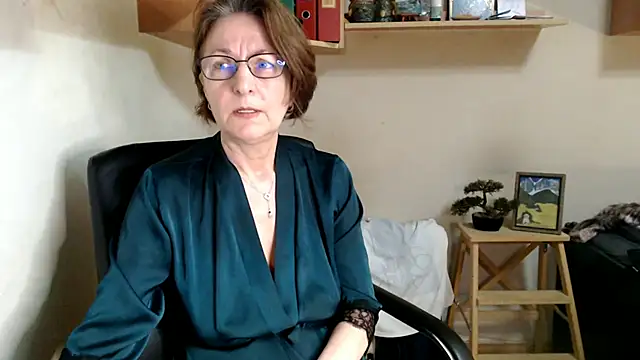 Snapshot of katemodel chatting on 07/11/26, 03:51 katemodel online show from 07/11/26, 03:51