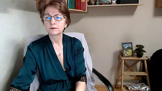 katemodel online show from 01/17/26, 07:45