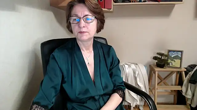 katemodel online show from 05/10/26, 05:44