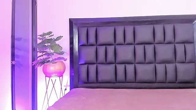 mia roosee1 online show from 03/24/26, 05:18