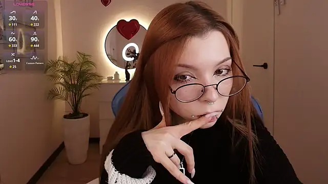 Snapshot of PinkAn8el chatting on 02/17/26, 02:42 PinkAn8el online show from 02/17/26, 02:42