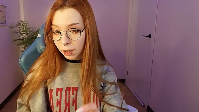 Snapshot of PinkAn8el chatting on 02/04/26, 02:28 PinkAn8el online show from 02/04/26, 02:28