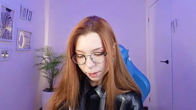 Snapshot of PinkAn8el chatting on 02/06/26, 02:29 PinkAn8el online show from 02/06/26, 02:29