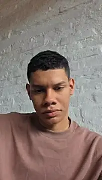 milo cruz  online show from 04/08/26, 03:35