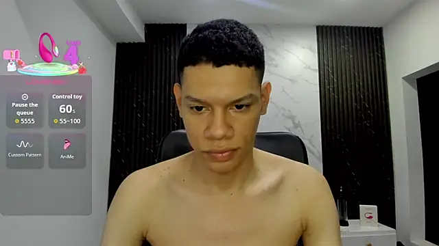Snapshot of milo_cruz_ chatting on 06/18/26, 01:59 milo cruz online show from 06/18/26, 01:59