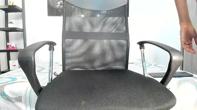 milo cruz  online show from 03/31/26, 05:09