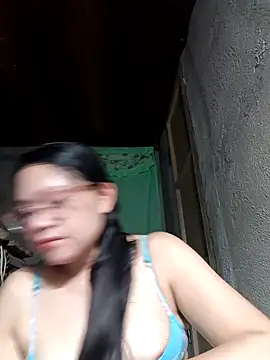 Snapshot of hotpinay_45 chatting on 02/11/26, 10:59 hotpinay 45 online show from 02/11/26, 10:59