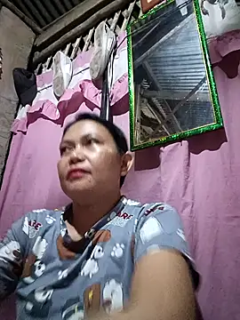 Snapshot of hotpinay_45 chatting on 02/28/26, 12:05 hotpinay 45 online show from 02/28/26, 12:05