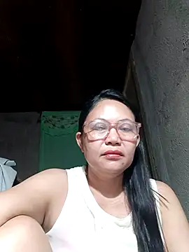 Snapshot of hotpinay_45 chatting on 02/27/26, 07:57 hotpinay 45 online show from 02/27/26, 07:57