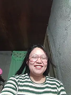 hotpinay 45 online show from 04/24/26, 04:14