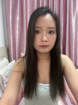 Snapshot of BIGBABYYEYE chatting on 07/15/26, 01:07 BIGBABYYEYE online show from 07/15/26, 01:07