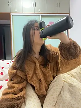 BIGBABYYEYE online show from 02/07/26, 02:58