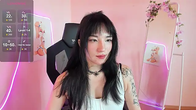Snapshot of AliceeinWonderlanddd chatting on 07/03/26, 03:13 AliceeinWonderlanddd online show from 07/03/26, 03:13