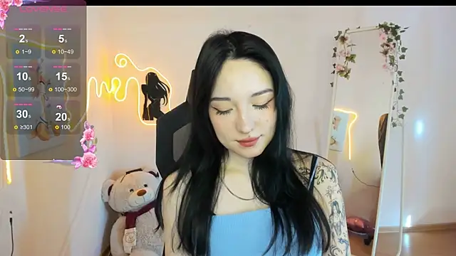 AliceeinWonderlanddd online show from 03/30/26, 03:19