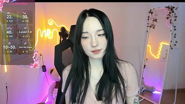 AliceeinWonderlanddd online show from 03/28/26, 03:07