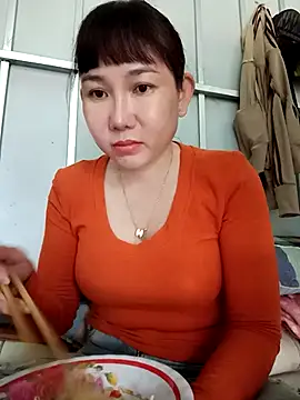 Ana-love2026 online show from 04/10/26, 12:39