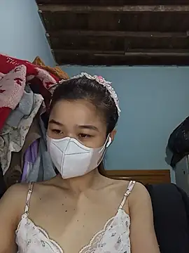 Daisy-lusia2026 online show from 07/25/26, 10:16