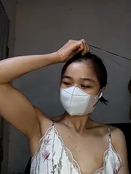 Daisy-lusia2026 online show from 04/22/26, 11:22