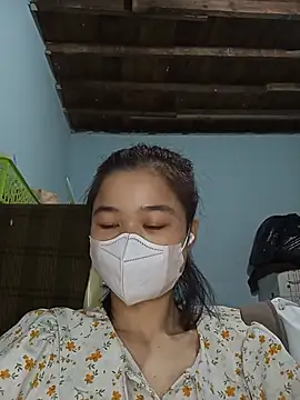 Daisy-lusia2026 online show from 05/17/26, 12:32