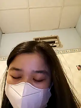 Daisy-lusia2026 online show from 04/15/26, 10:21