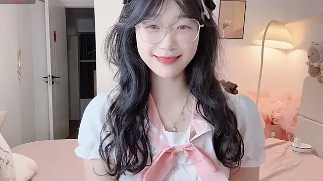 Luminous4173 online show from 05/30/26, 12:55