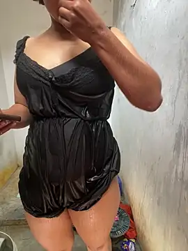 exoticshruti online show from 05/17/26, 07:52