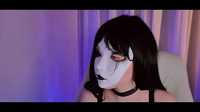 NoirLiliyaa online show from 02/07/26, 06:27