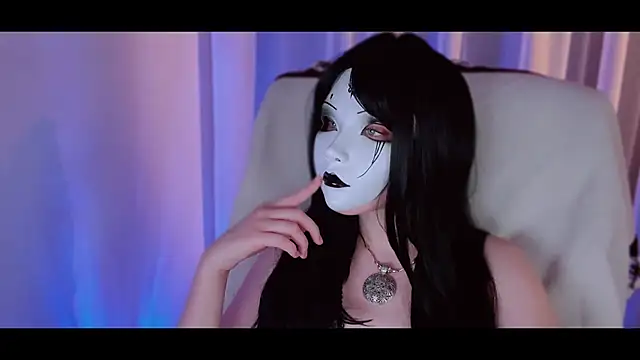 NoirLiliyaa online show from 02/08/26, 08:28