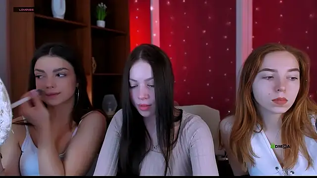 Snapshot of stella_flower chatting on 02/08/26, 06:33 stella flower online show from 02/08/26, 06:33