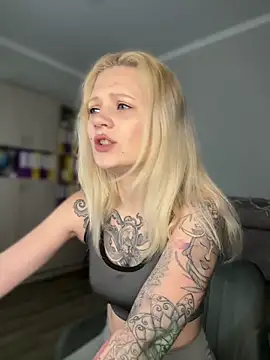 BlondeDoll  online show from 02/27/26, 05:18