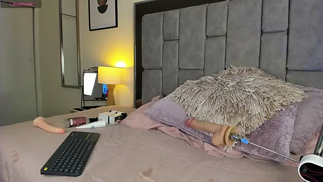 Snapshot of Melisaahot chatting on 03/11/26, 03:22 Melisaahot online show from 03/11/26, 03:22