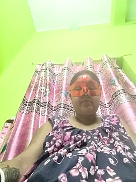 Snapshot of mahi893 chatting on 02/19/26, 06:27 mahi893 online show from 02/19/26, 06:27