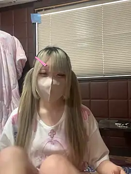 Snapshot of uni_nvqnl2 chatting on 02/05/26, 07:26 uni nvqnl2 online show from 02/05/26, 07:26