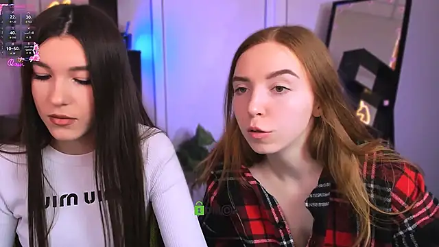 Snapshot of elis_sunny chatting on 03/02/26, 12:56 elis sunny online show from 03/02/26, 12:56