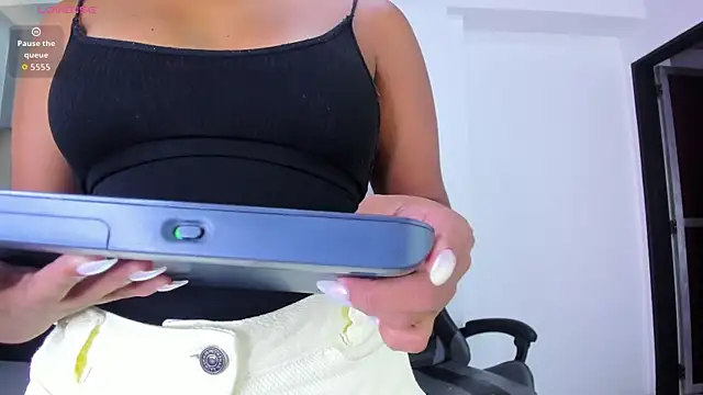 Shirleytaylor- online show from 05/07/26, 11:35