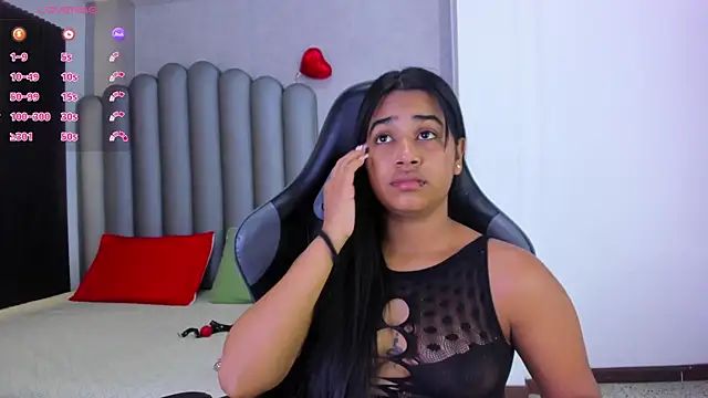 Shirleytaylor- online show from 04/10/26, 11:39