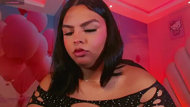 Maia Hotts online show from 03/11/26, 11:37