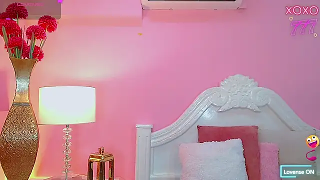 Maia Hotts online show from 03/31/26, 08:00