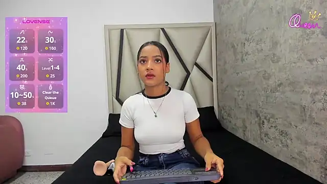 Snapshot of AyshelDoll1 chatting on 02/09/26, 11:52 AyshelDoll1 online show from 02/09/26, 11:52