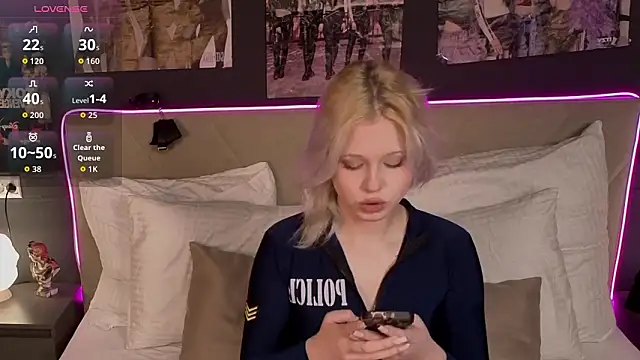 MollySoftGlow online show from 03/10/26, 08:29